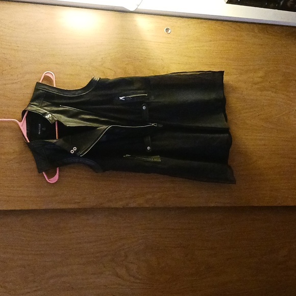 NEW LOOK FAUX LEATHER ZIP-UP MINI-DRESS OR BLOUSE, MOTORCYCLE DESIGN, SMALL - Picture 2 of 6